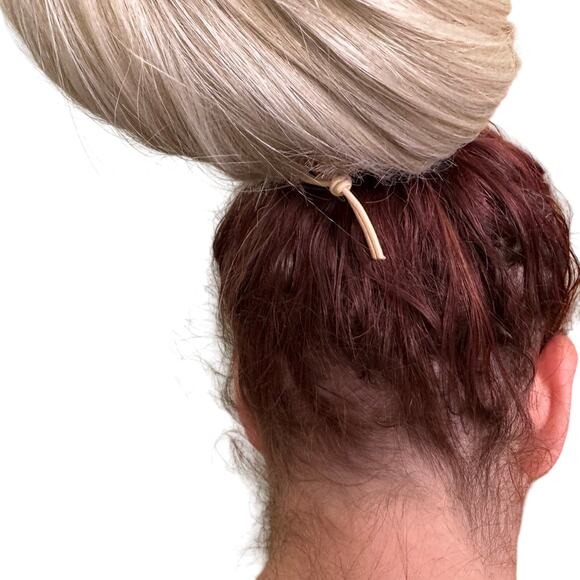 Chelsey Smith Crowns Drawstring Ponytail Extension Straight Light Blonde Y2K 90s - Picture 5 of 7